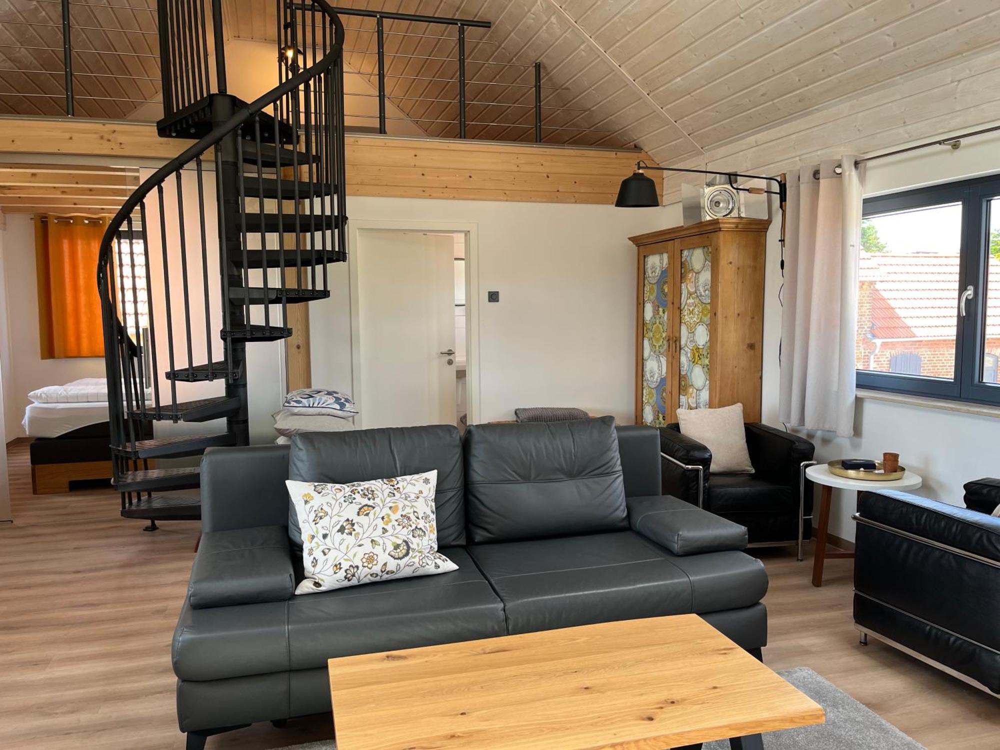 Grosszuegige Ferienwohnung Mit Weitem Ausblick Lichtenberg  Kültér fotó